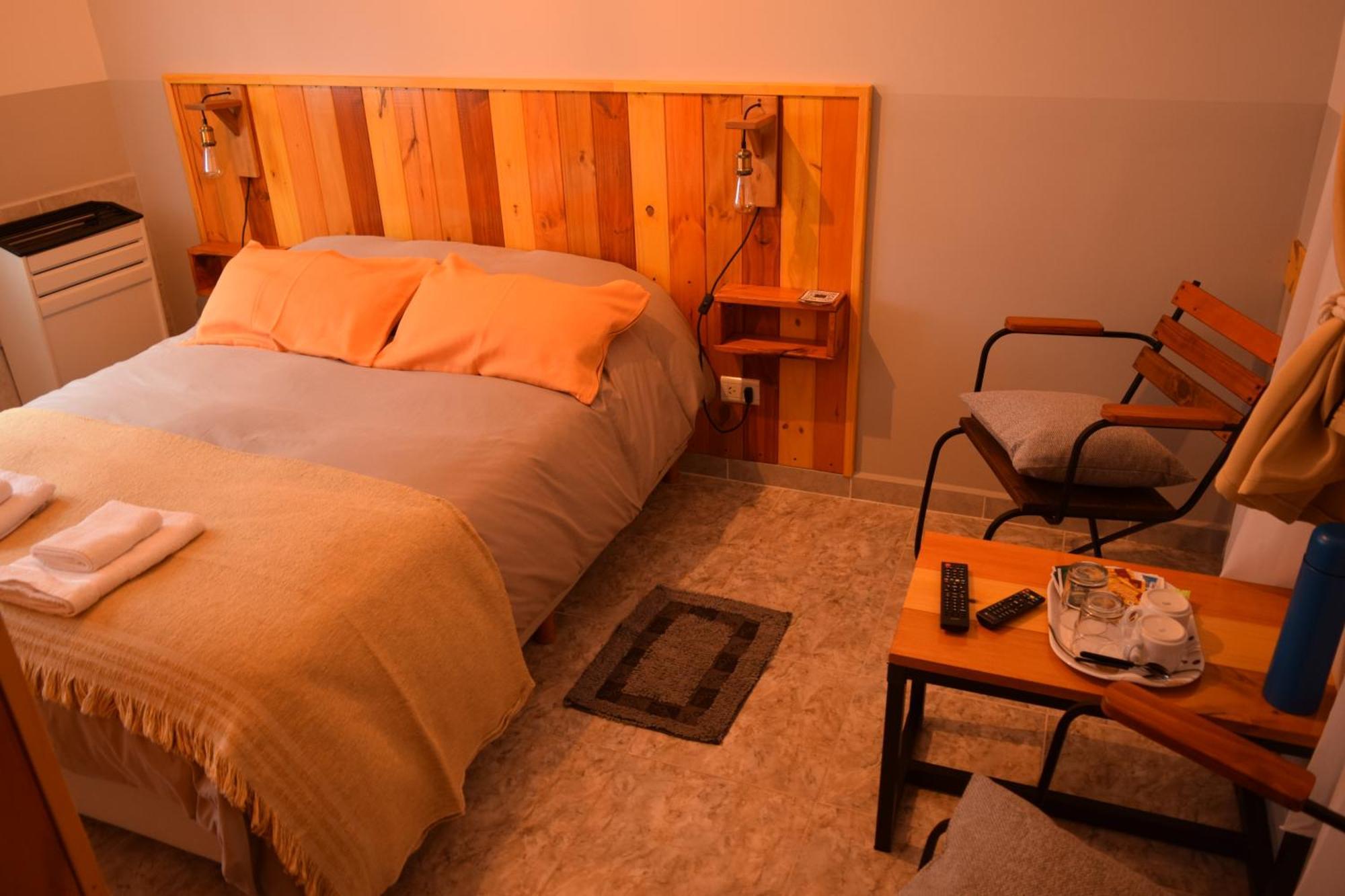 Cachi Hotel *